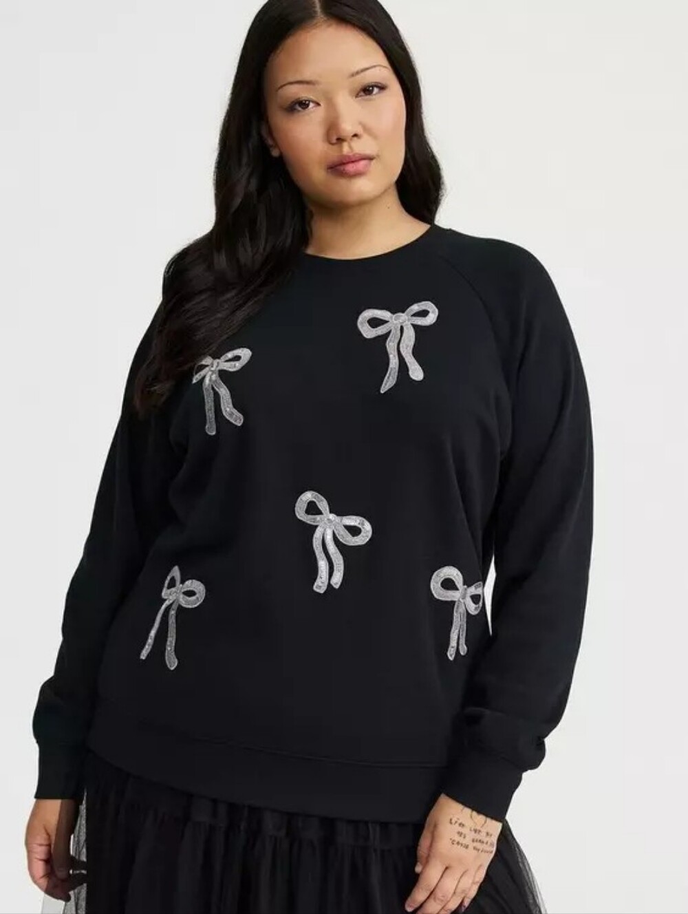 TORRID Relaxed Cozy Fleece Sweatshirt Black With Sequins Bows Size 2 = 2X